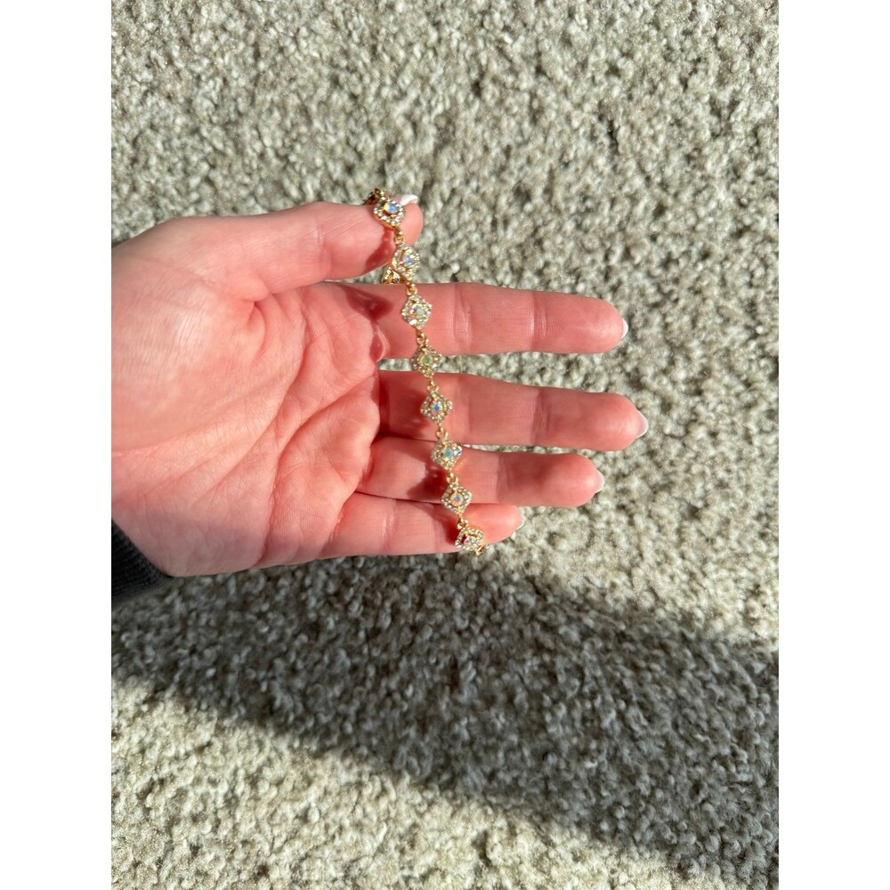 sparkly diamond shaped bracelet